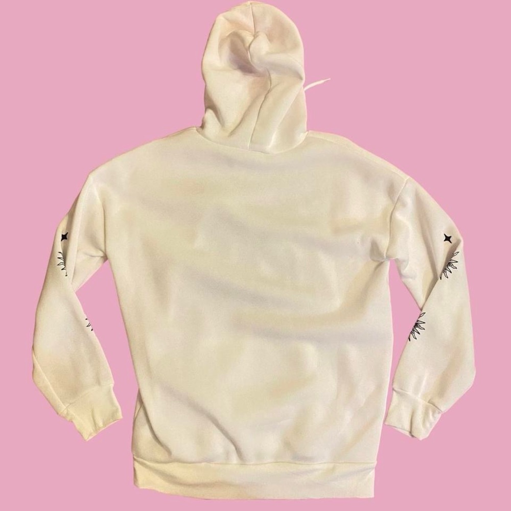 graphic white hoodie - Picture 3 of 3